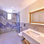 Athena Hotel