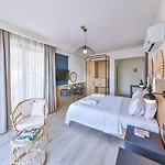 Hotel Athena *