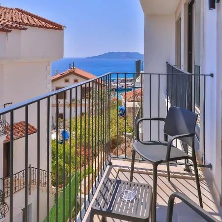 Athena Otel *
