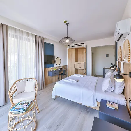 Hotel Athena *