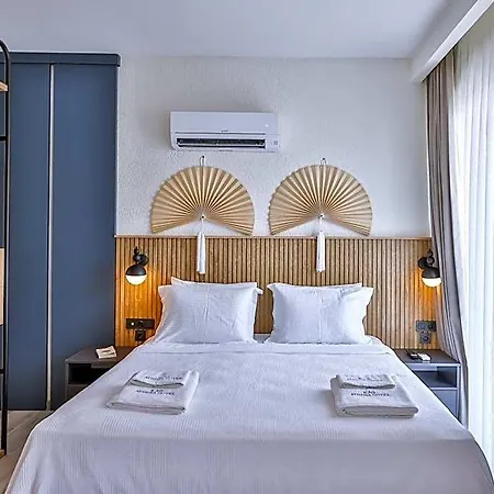 Hotel Athena *