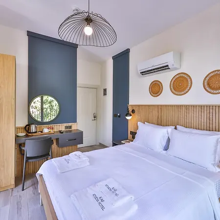 Athena Hotell *