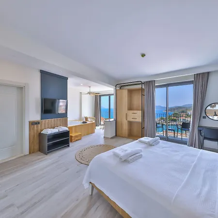 Athena Hotell *